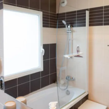 Cote Fleurie Cosy Norman Balcony & Parking Apartment
