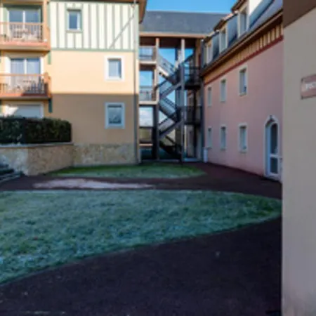 Cote Fleurie Cosy Norman Balcony & Parking Apartment *